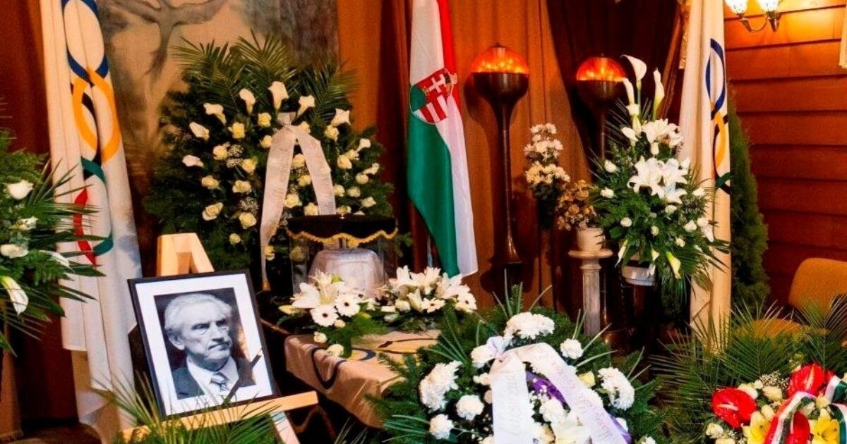 Eltemették Várhidi Pált